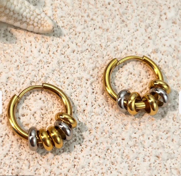 Aurelia Éclat Circle Studs