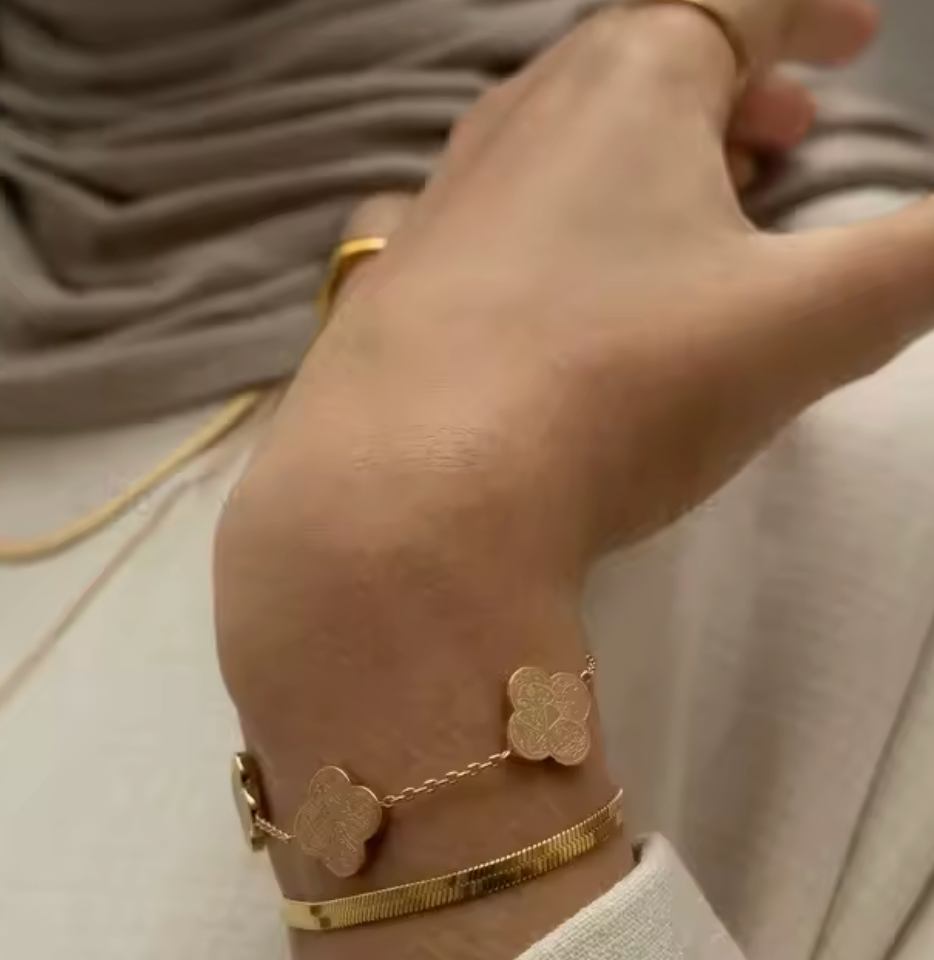 Clover Reminder Bracelet